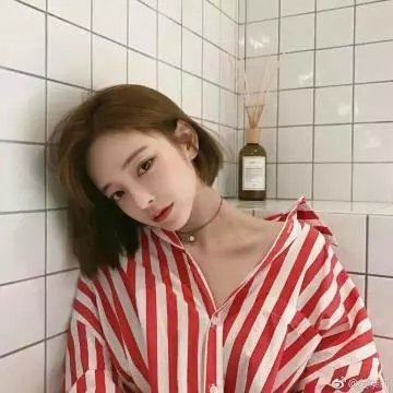 深蓝与月光